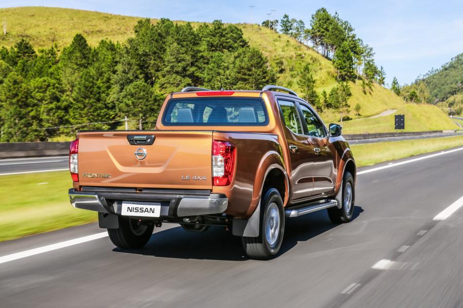  Nissan Frontier Double Cab 2016 года  (BR) (фото 28 из 40)